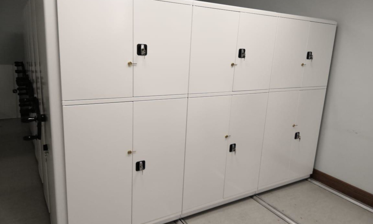 Опечатывающие устройства на стеллажах